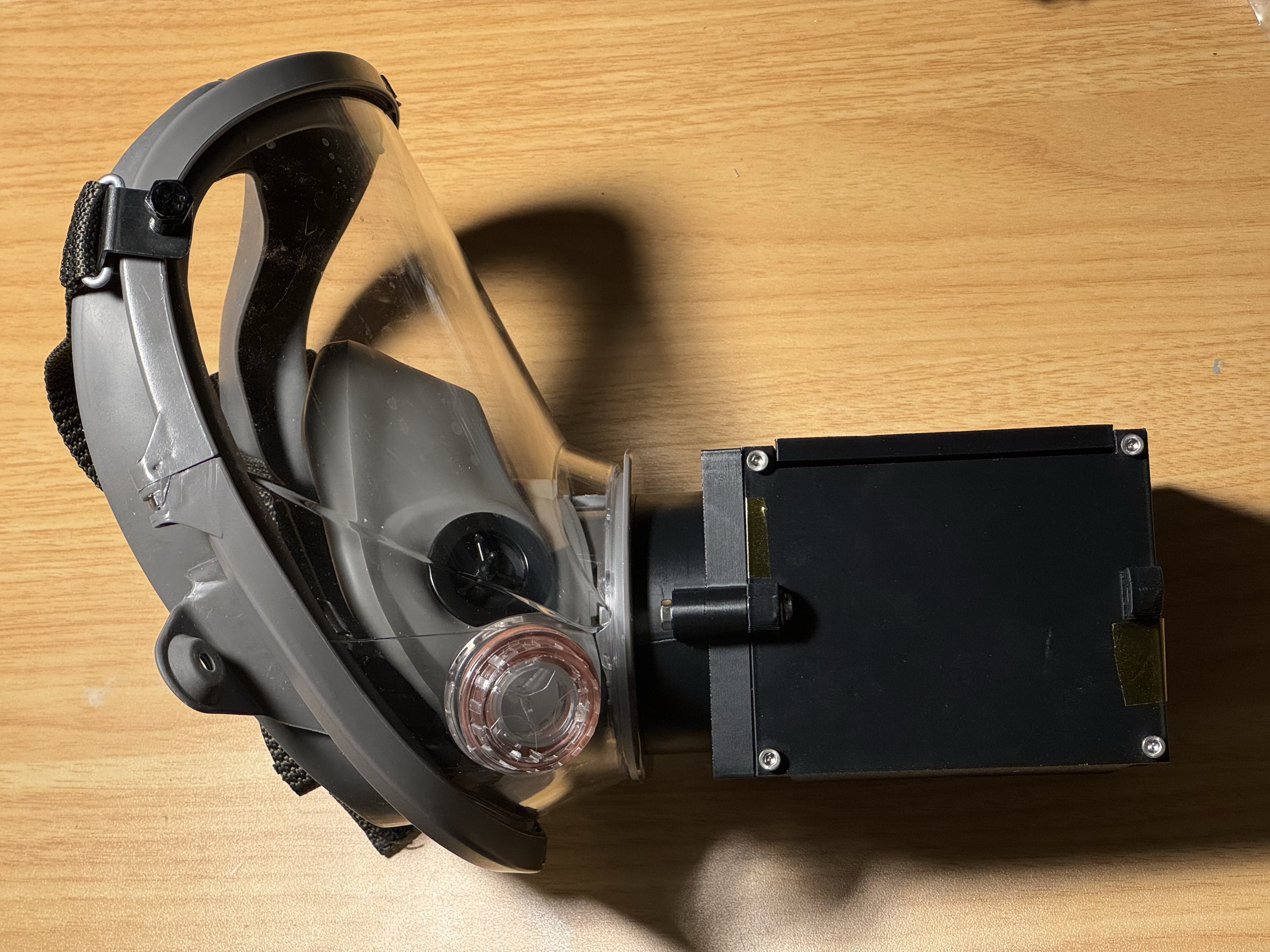 Custom full-face heat exchanger mask